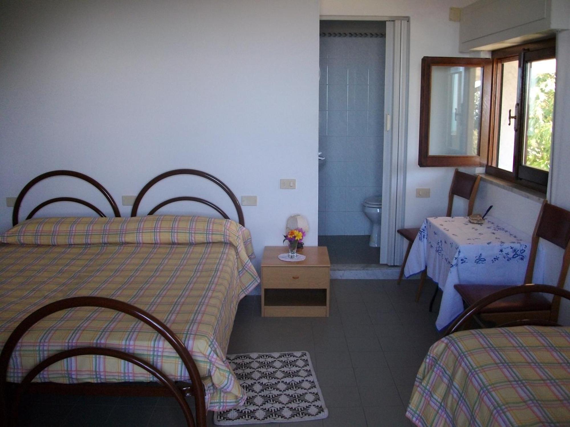 Hotel Alberta Massa  Zewnętrze zdjęcie