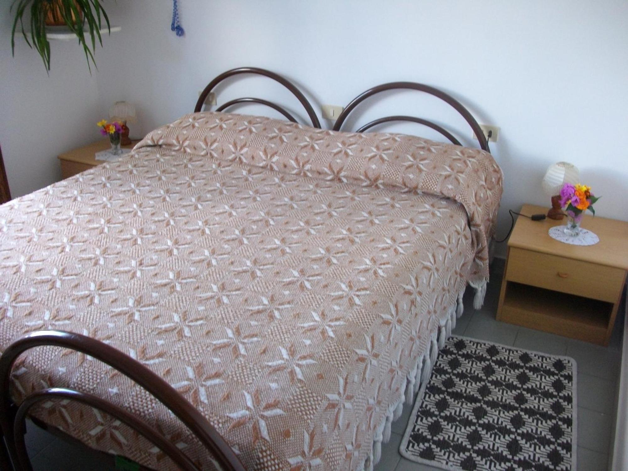Hotel Alberta Massa  Zewnętrze zdjęcie