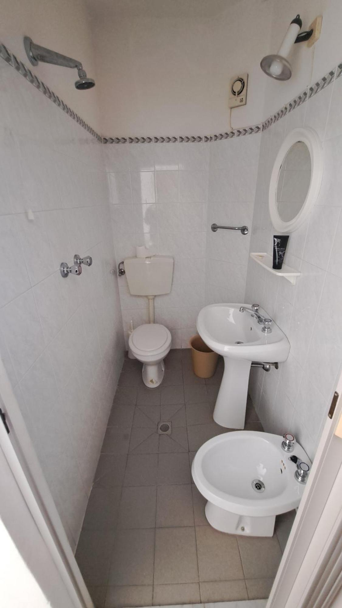 Hotel Alberta Massa  Zewnętrze zdjęcie
